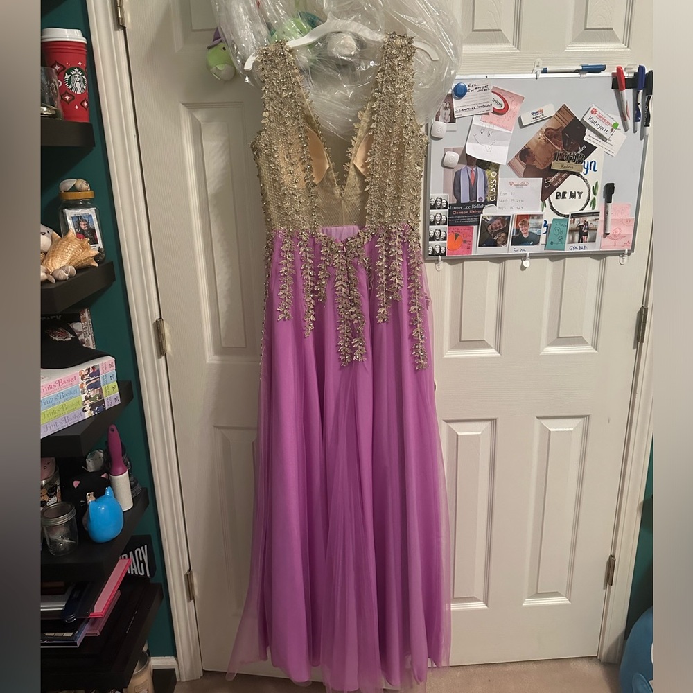 Prom Dress - Picture 2 of 5